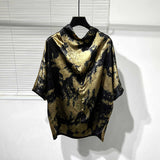 QDBAR Irregular Gold Print Pile Collar Loose T-shirt