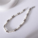 QDBAR Barbed Wire Pearl Necklace