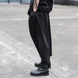 QDBAR Pleated Straight-leg Pants